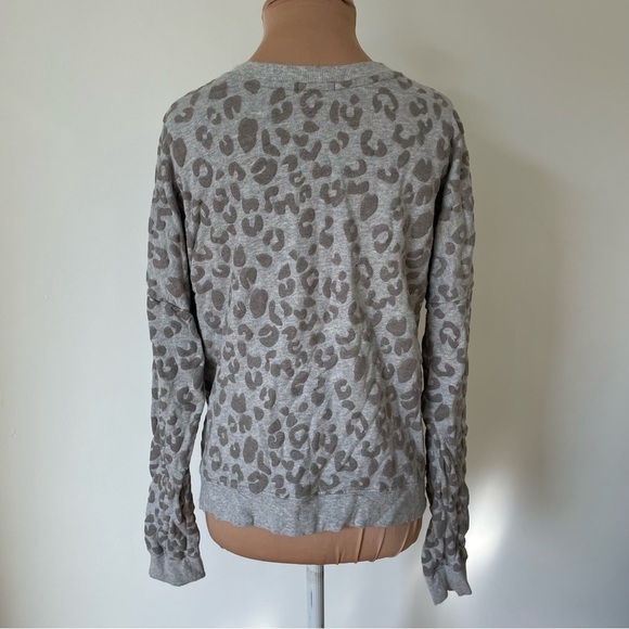 Rails Marlo Flocked Heather Grey Leopard Print Side Zip Pullover Sweatshirt Sz L - Picture 6 of 12